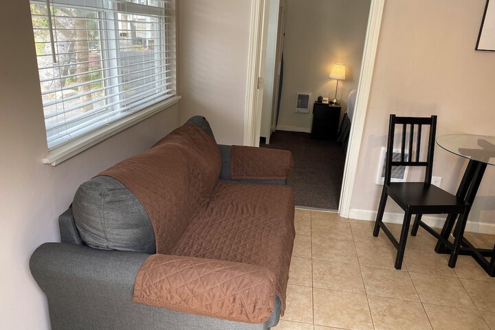 Room 21 of 71