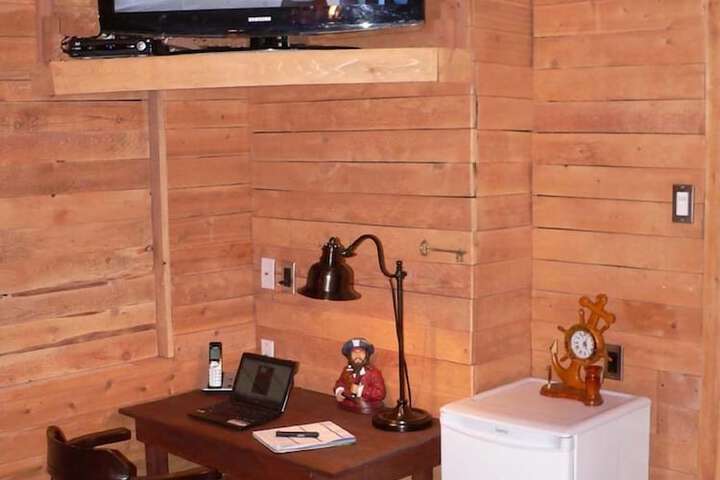 Room 4 of 31