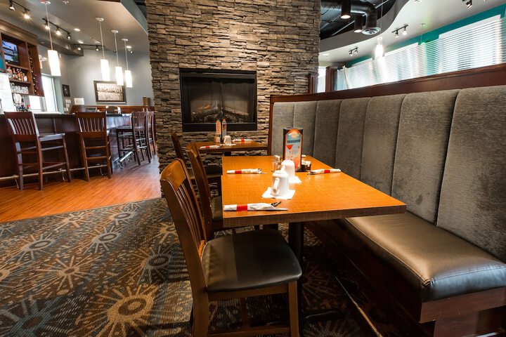 Days Inn & Suites by Wyndham Edmonton Airport