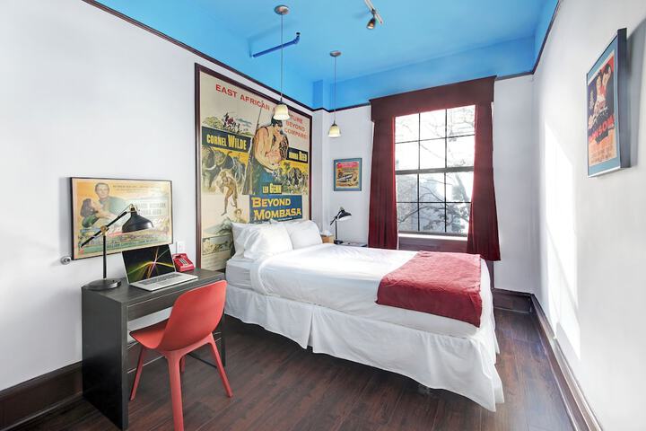 Room 80 of 99