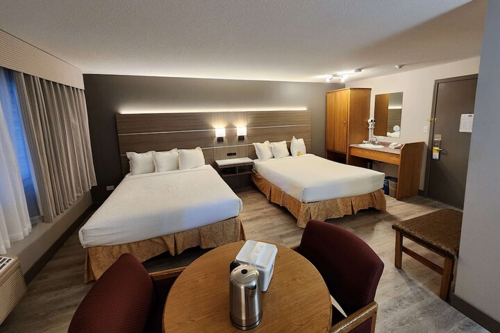 Days Inn & Conference Centre by Wyndham Penticton