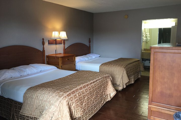 Room 28 of 41
