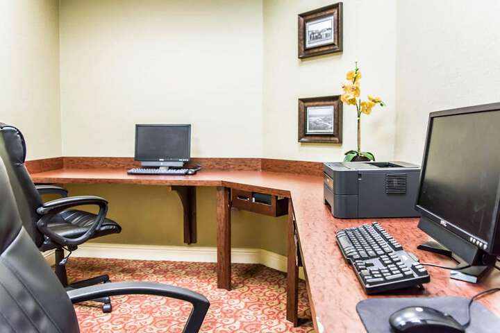 Comfort Suites Palm Bay - Melbourne