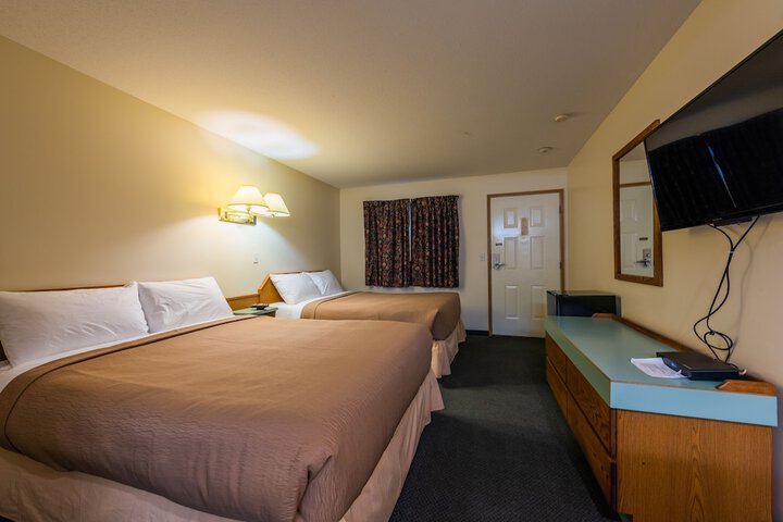 Room 52 of 61