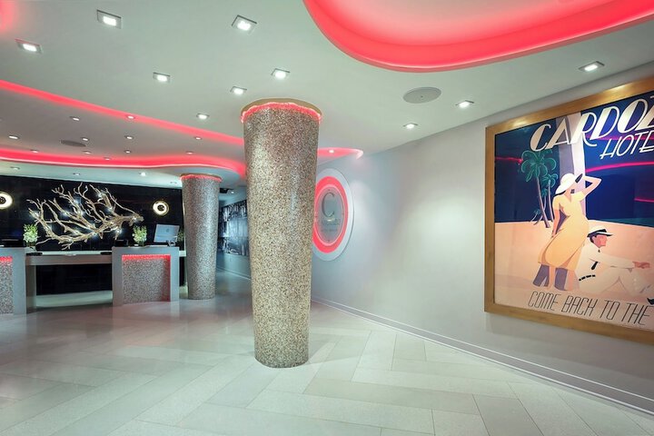 Hotel Interior 10 of 94