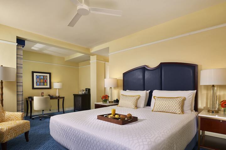 Room 32 of 83