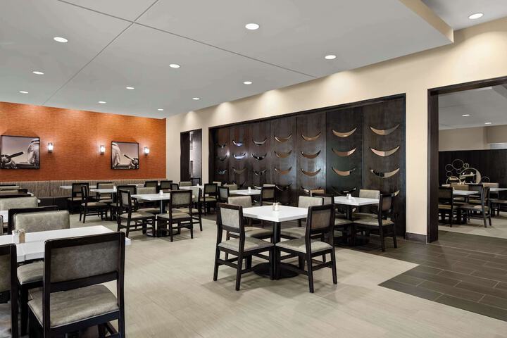 Embassy Suites Newark Airport