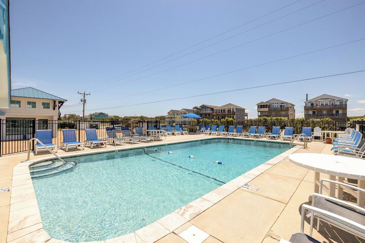 Dolphin Oceanfront Motel