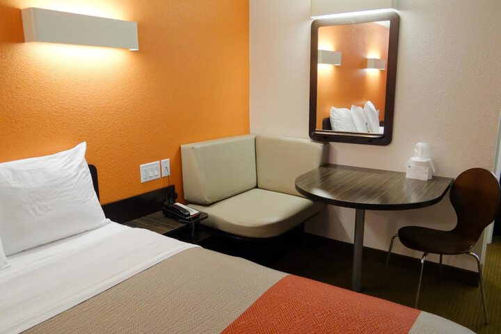 Room 29 of 30