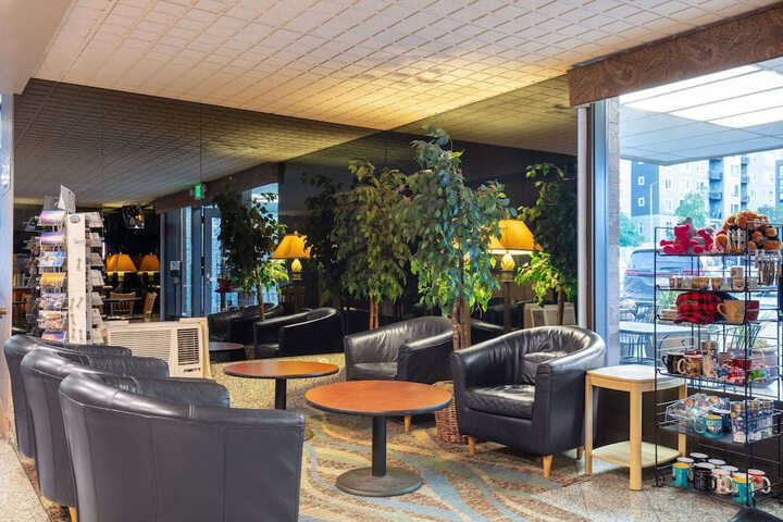 Hotel Interior 10 of 49