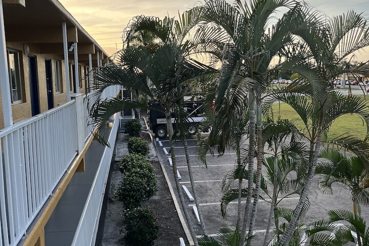 Hotel 2 of 34
