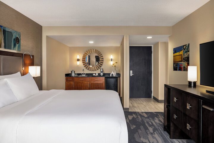 Crowne Plaza Auburn Hills by IHG
