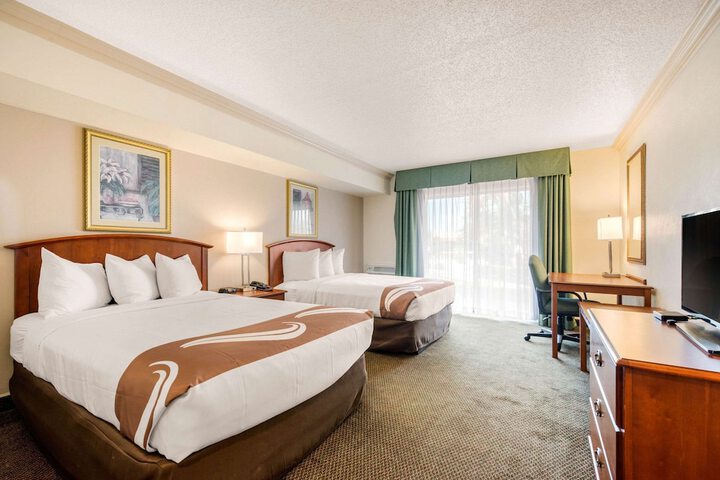 Room 20 of 40