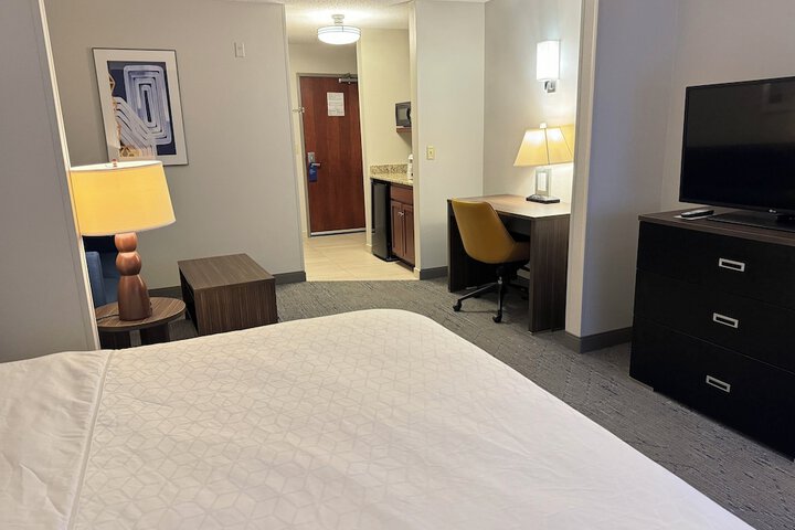 Holiday Inn Express Hotel & Suites St. Paul-Woodbury by IHG
