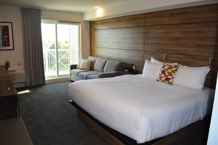 Room 44 of 62