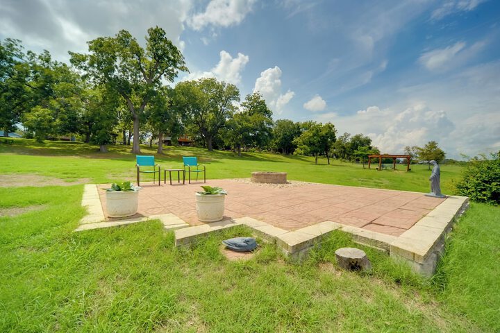 Cozy Casita & Cabana on Lake Marble Falls!