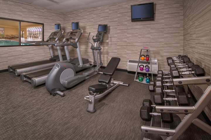Health and Fitness 30 of 33