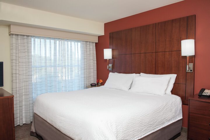 Room 17 of 23