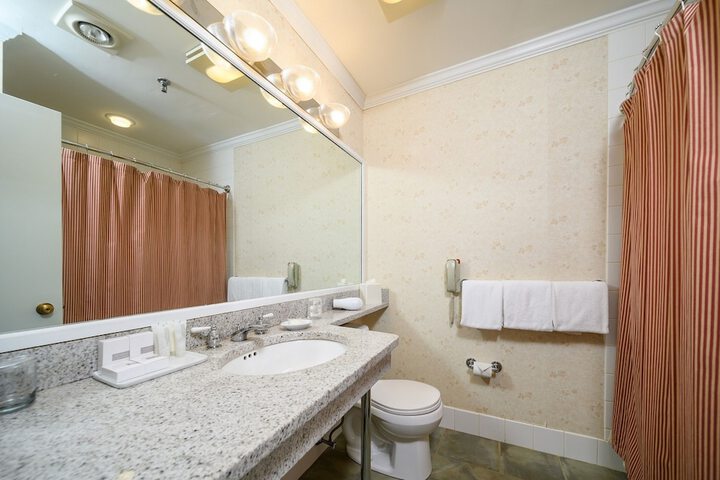 Room 20 of 71