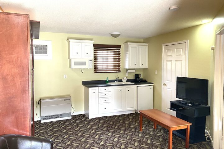 Room 47 of 94