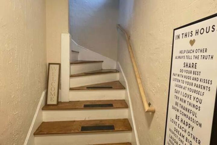 Cozy Large House close to TUFTS / Harvard/MIT 4BR