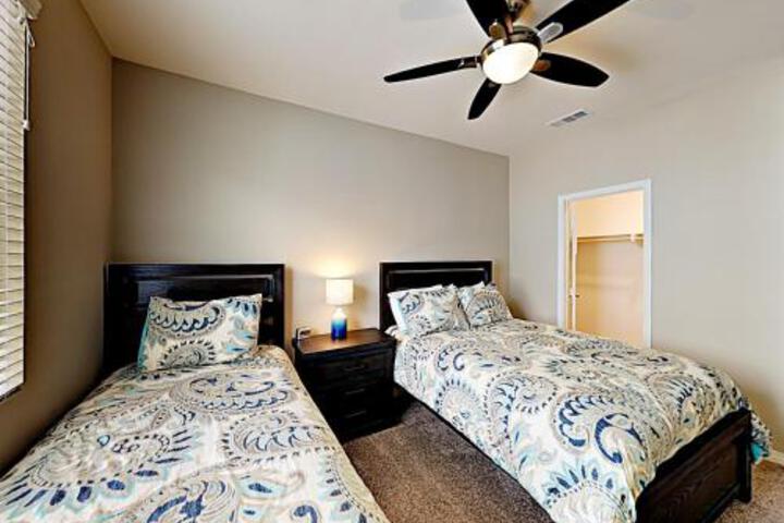 525 Surfbird Home Home