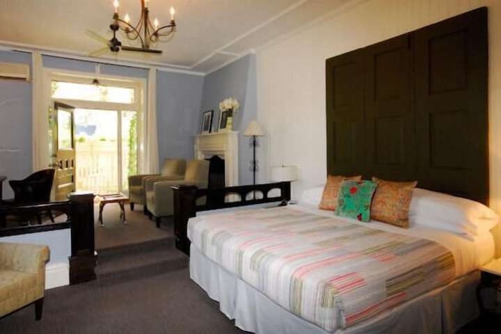 Room 43 of 66