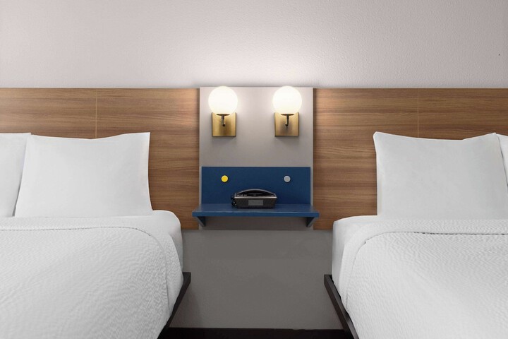 Microtel Inn & Suites by Wyndham Tracy