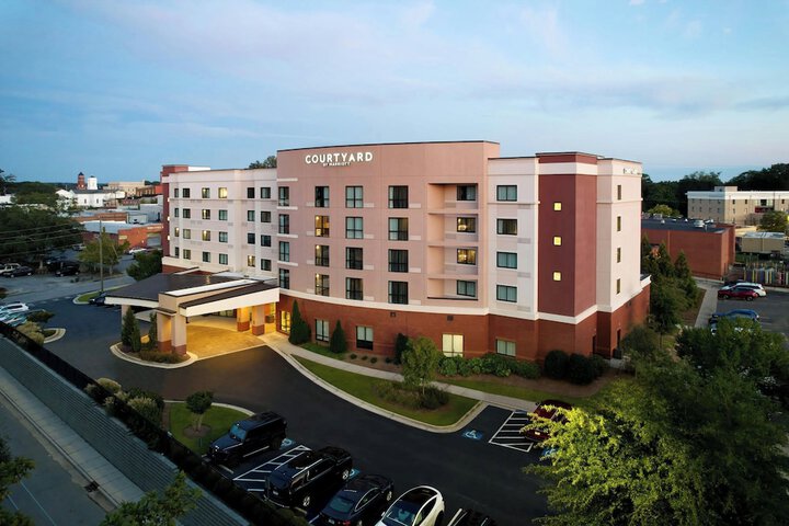 Courtyard Carrollton