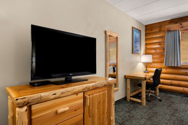 Room 10 of 31