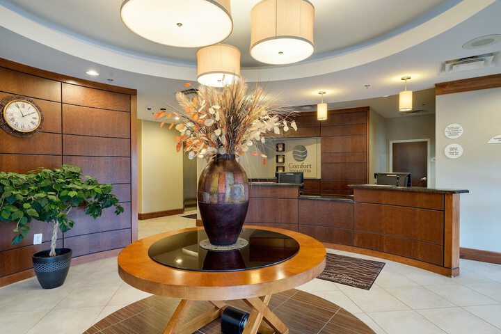 Comfort Inn & Suites Lexington Park near Pax River