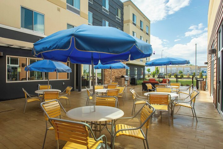 Fairfield Inn & Suites Jamestown