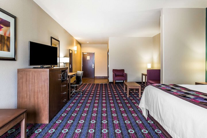 Room 20 of 38
