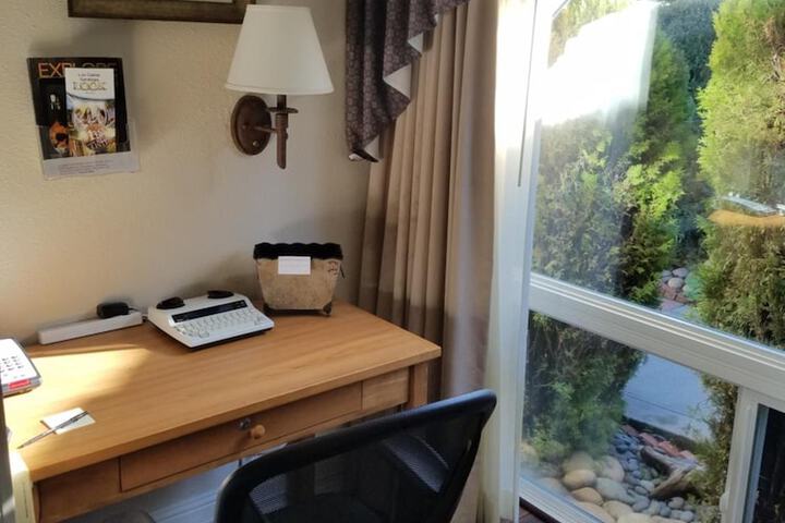 Los Gatos Garden Inn Hotel