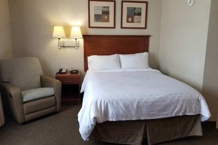 Room 56 of 85