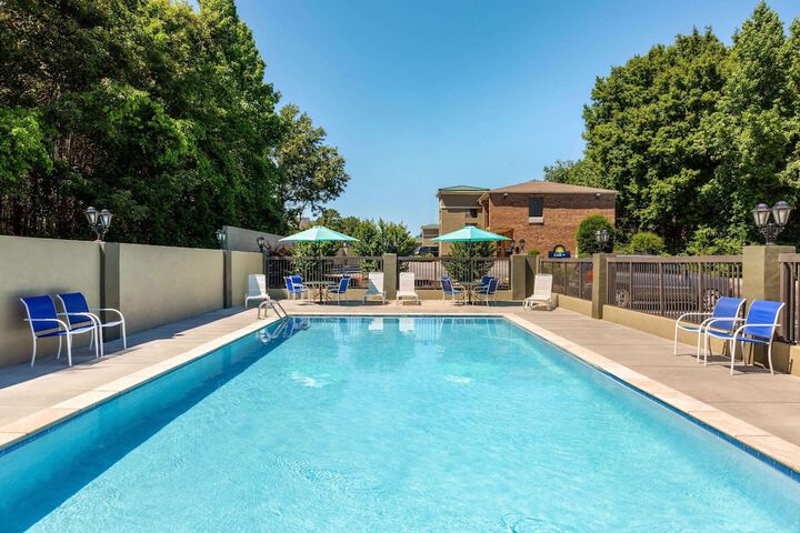 Pool 5 of 42