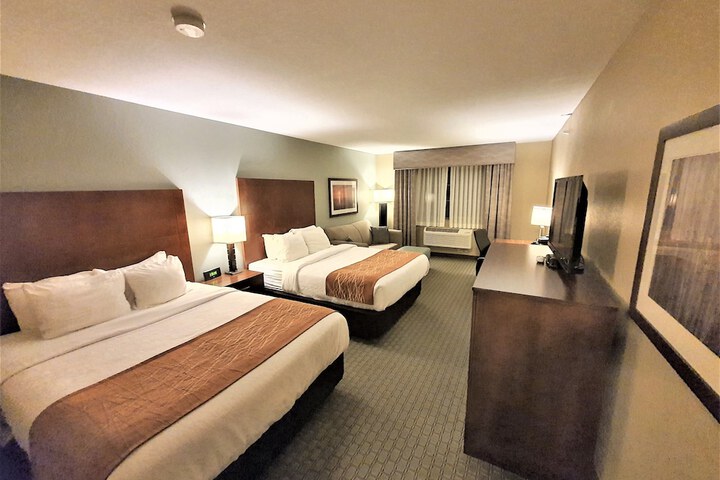 AmeriVu Inn and Suites - Chisago City