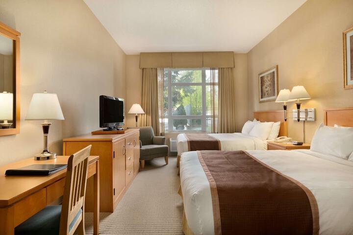 Room 10 of 27