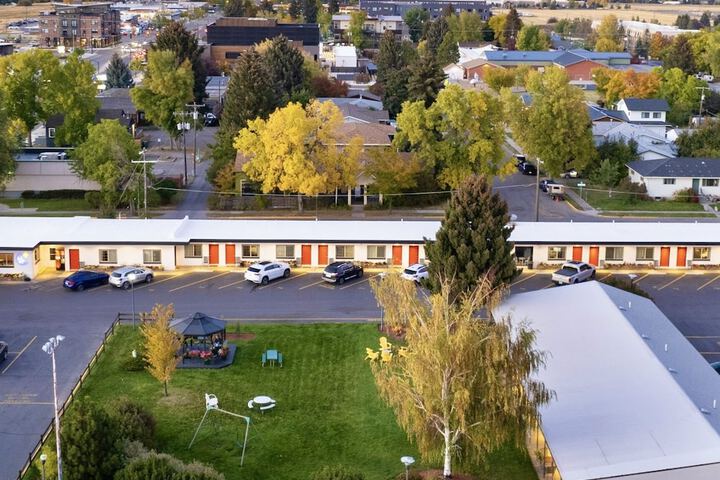 Hotel 27 of 139