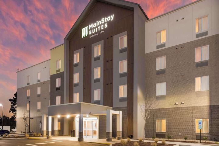 Hotel 3 of 34