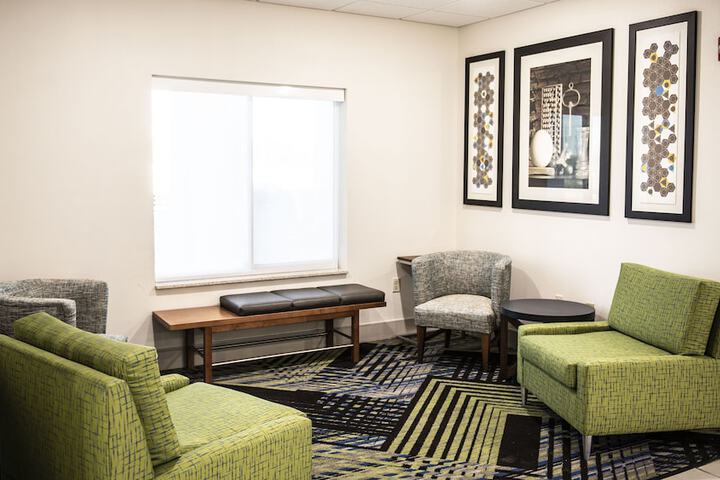 Holiday Inn Express & Suites Sedalia by IHG