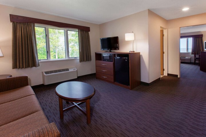 Room 16 of 53