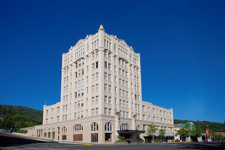 Hotel 3 of 70