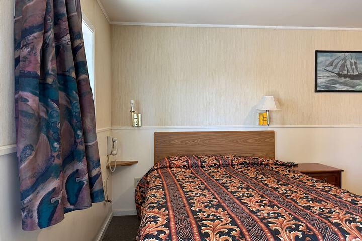 Tourest Motel