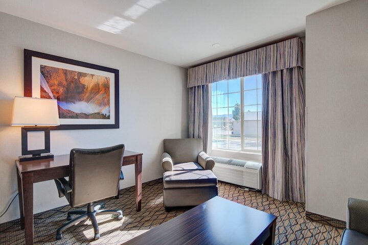 Room 78 of 215
