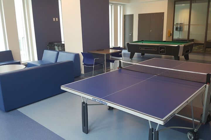 Room 10 of 27
