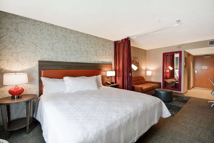 Home2 Suites by Hilton Portland Airport