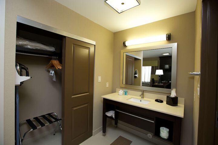 Room 20 of 48
