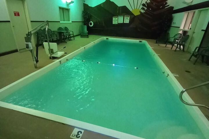 Pool 4 of 26