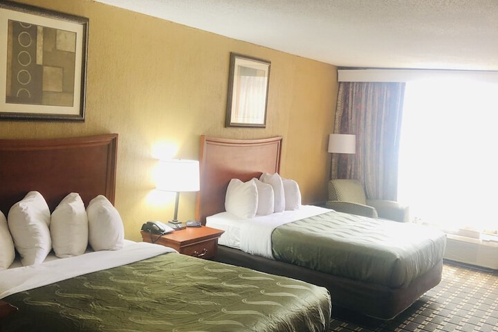 Room 39 of 46